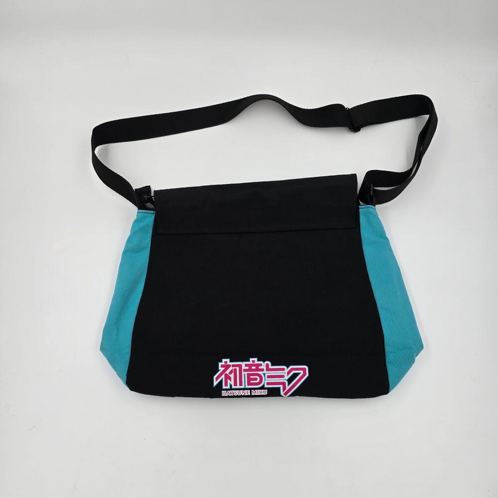 Hatsune Miku Reaching Messenger Bag - NWOT - Picture 2 of 11